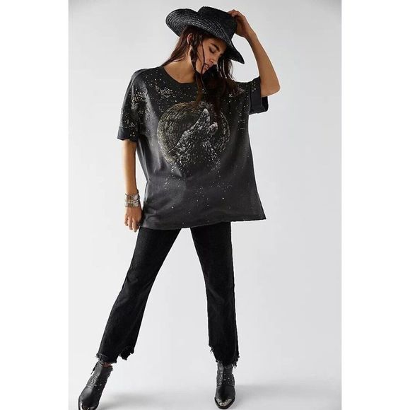 NWT WE THE FREE PEOPLE Sz S HOWLIN TEE EMBELLISHED TUNIC TOP BLACK - Picture 1 of 5